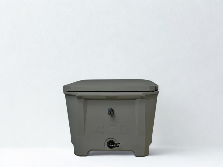 Iceology Cold Plunge Tub With Chiller | 100 Gallons | Cools to 39°F