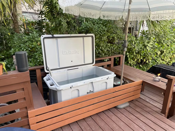 Iceology Cold Plunge Tub With Chiller | 100 Gallons | Cools to 39°F