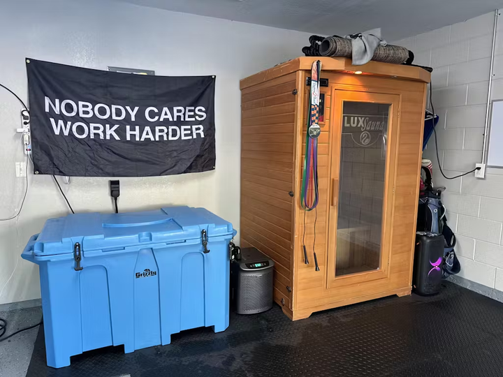 Iceology Cold Plunge Tub With Chiller | 100 Gallons | Cools to 39°F